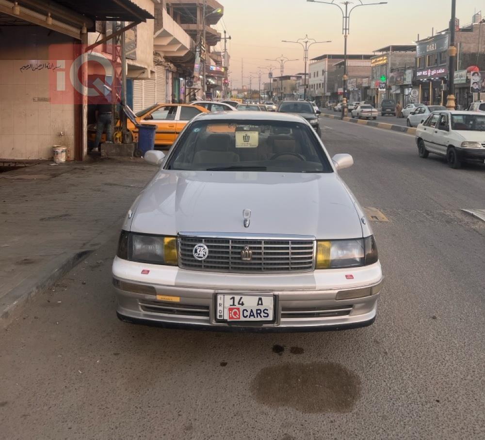 تويوتا كراون